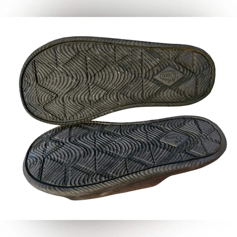 Choco Chillos Tie Dye Slides